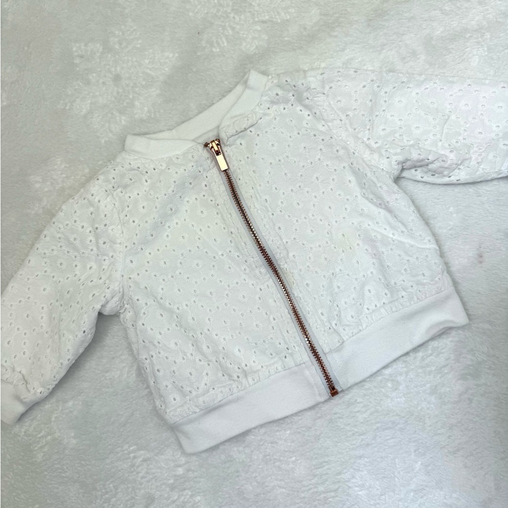 Cat & Jack 3-6m White Eyelet Zip-Front Kids Jacket